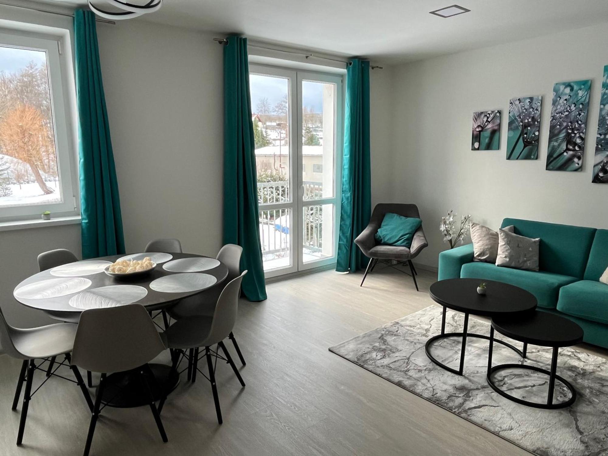 Apartman U Zamecke Zahrady Klásterec nad Ohrí Exterior foto